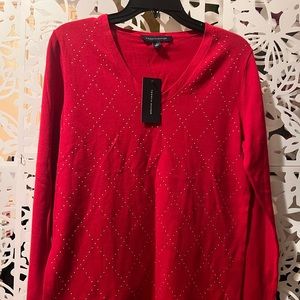 Tommy Hilfiger sweater for woman.
